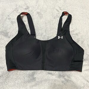 Under Armour Heat Gear Compression Sports Bra